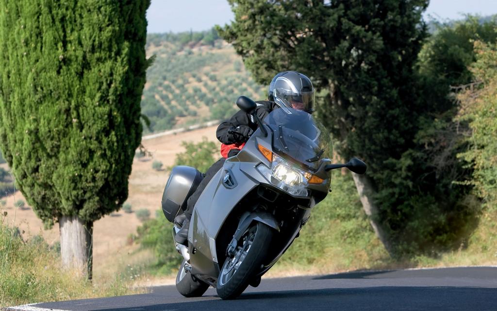 宝马 K 1300 GT摩托车