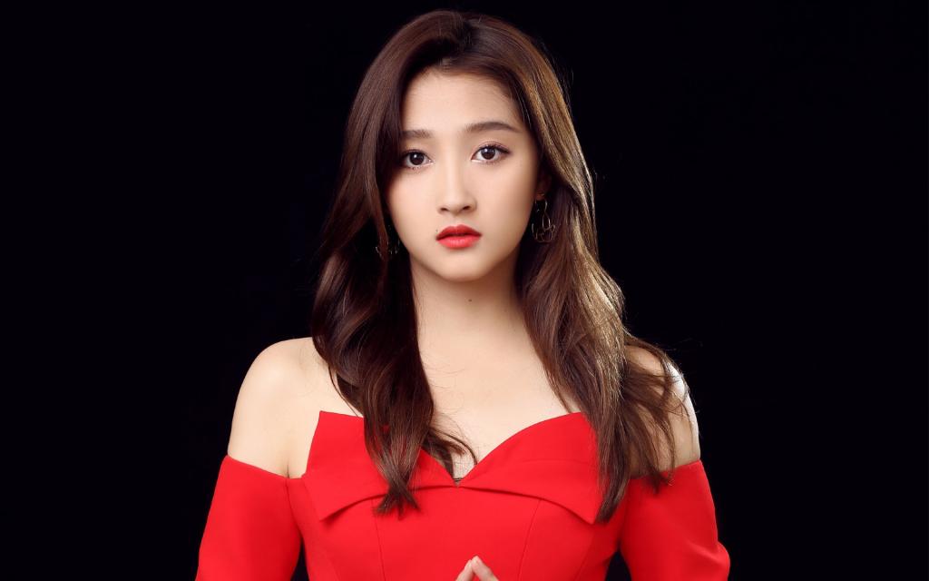 鹿晗女友关晓彤