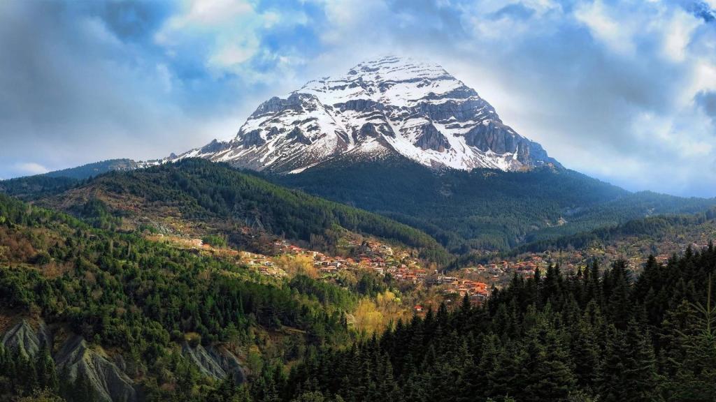 欣赏大自然的最美雪山风光