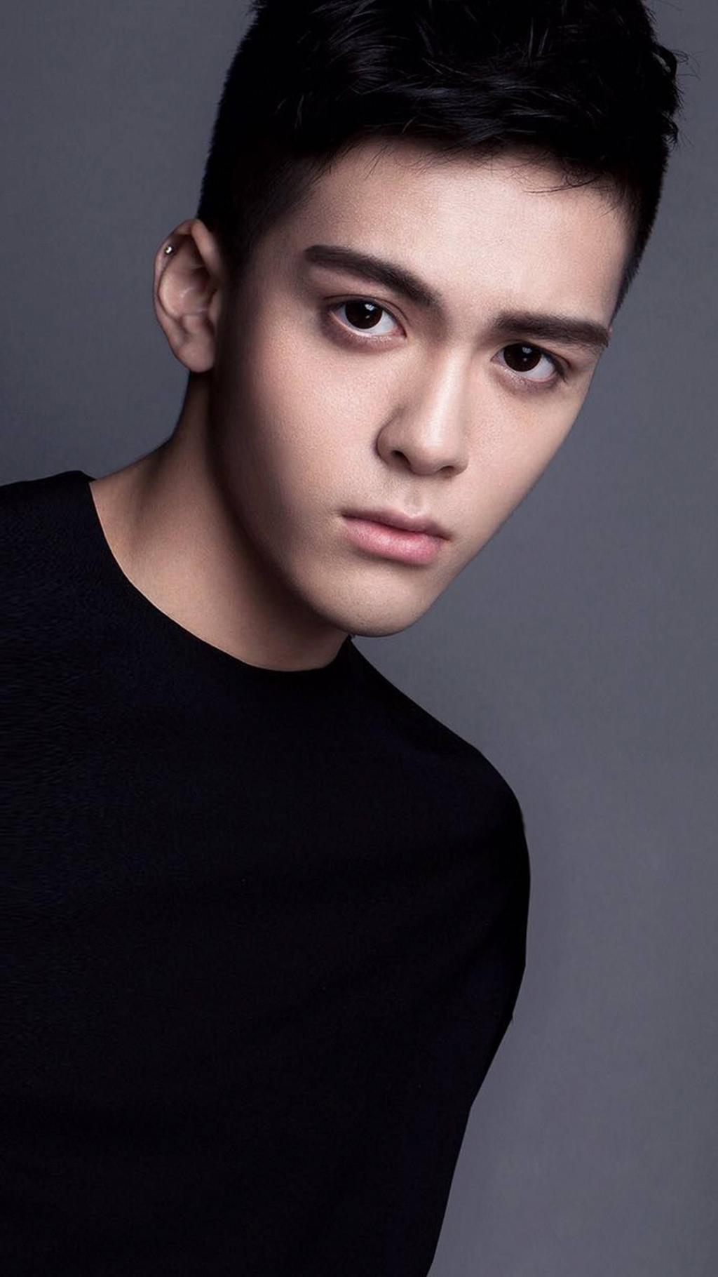 时尚帅气的小哥哥曾舜晞