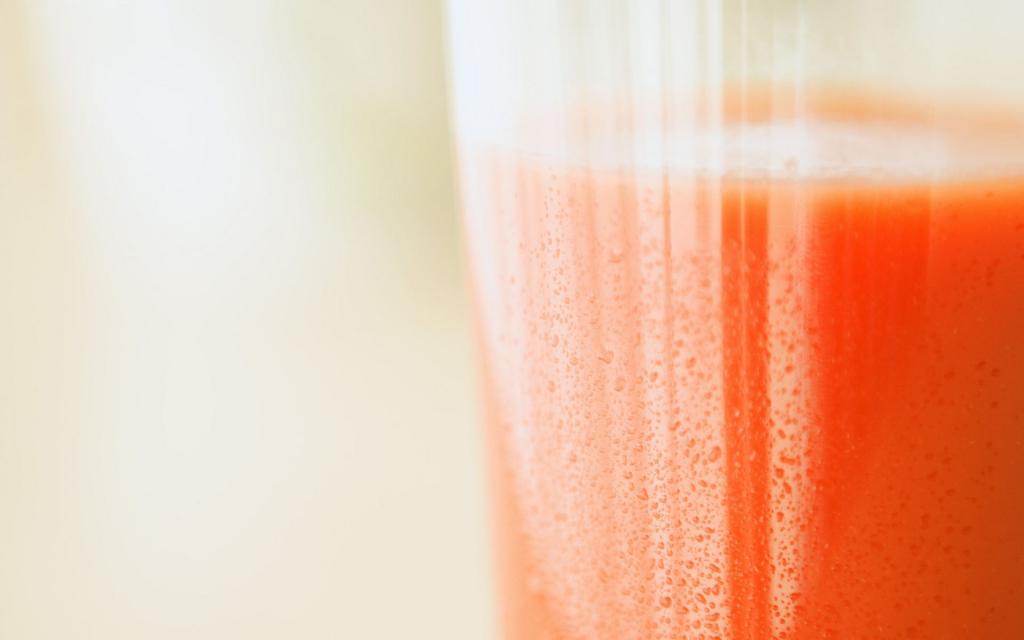 新鲜榨果汁图片