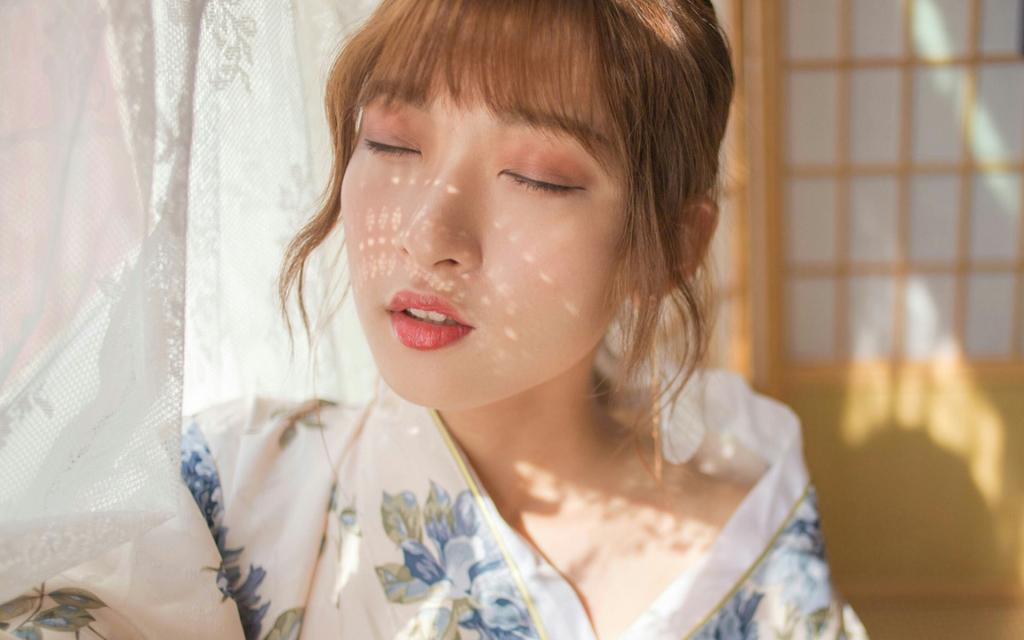 唯美清纯的和服美女时尚写真
