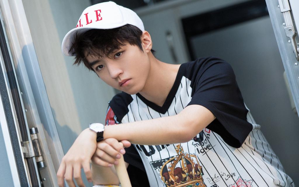 帅气阳光的王俊凯