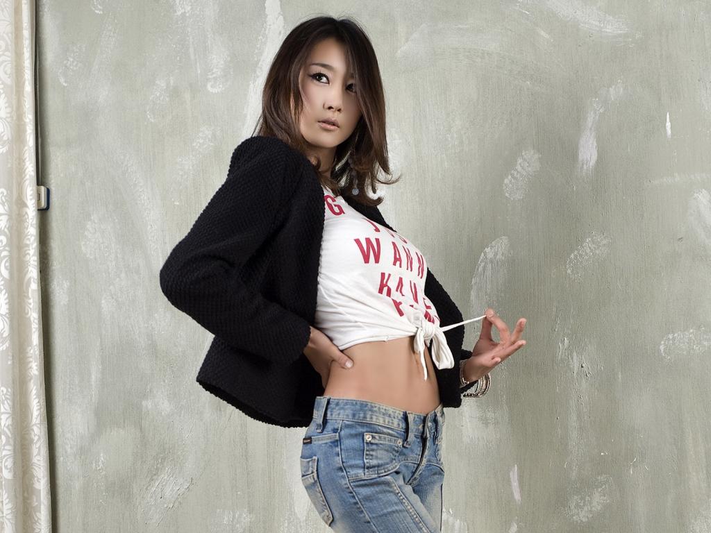 朴贤善明星美女