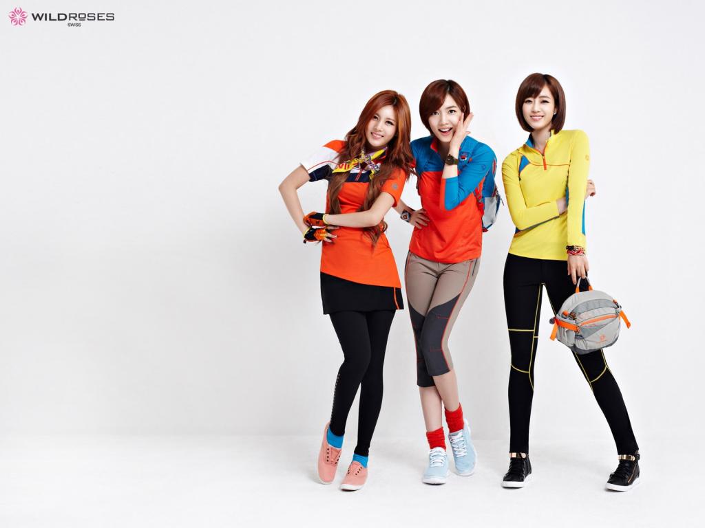 韩国T-ara组合美女代言Wild Roses