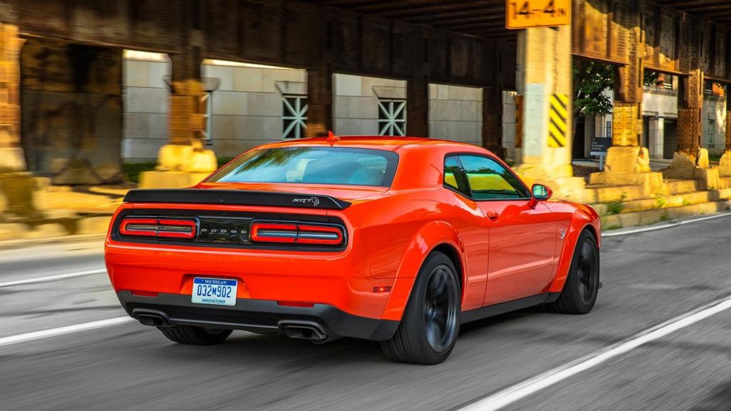 2018道奇挑战者SRT跑车