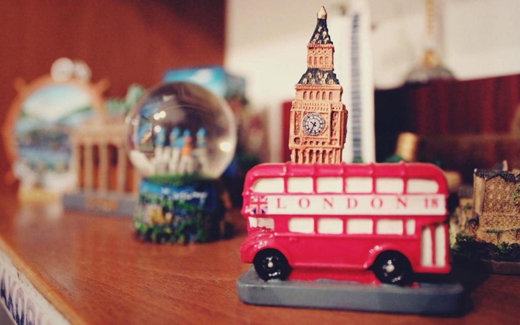 怀旧复古玩具车