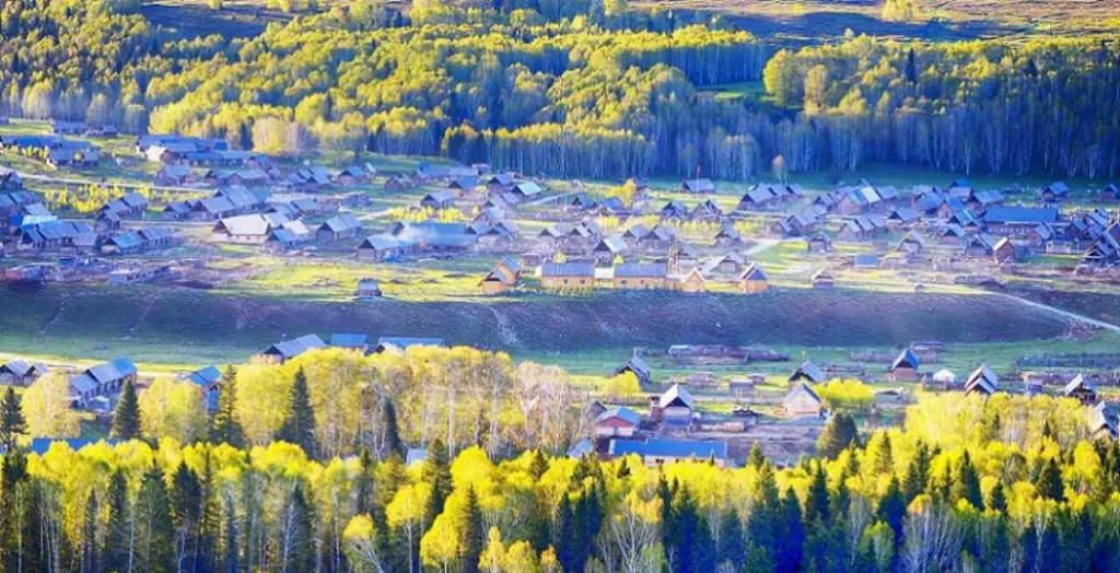 全景新疆大草原