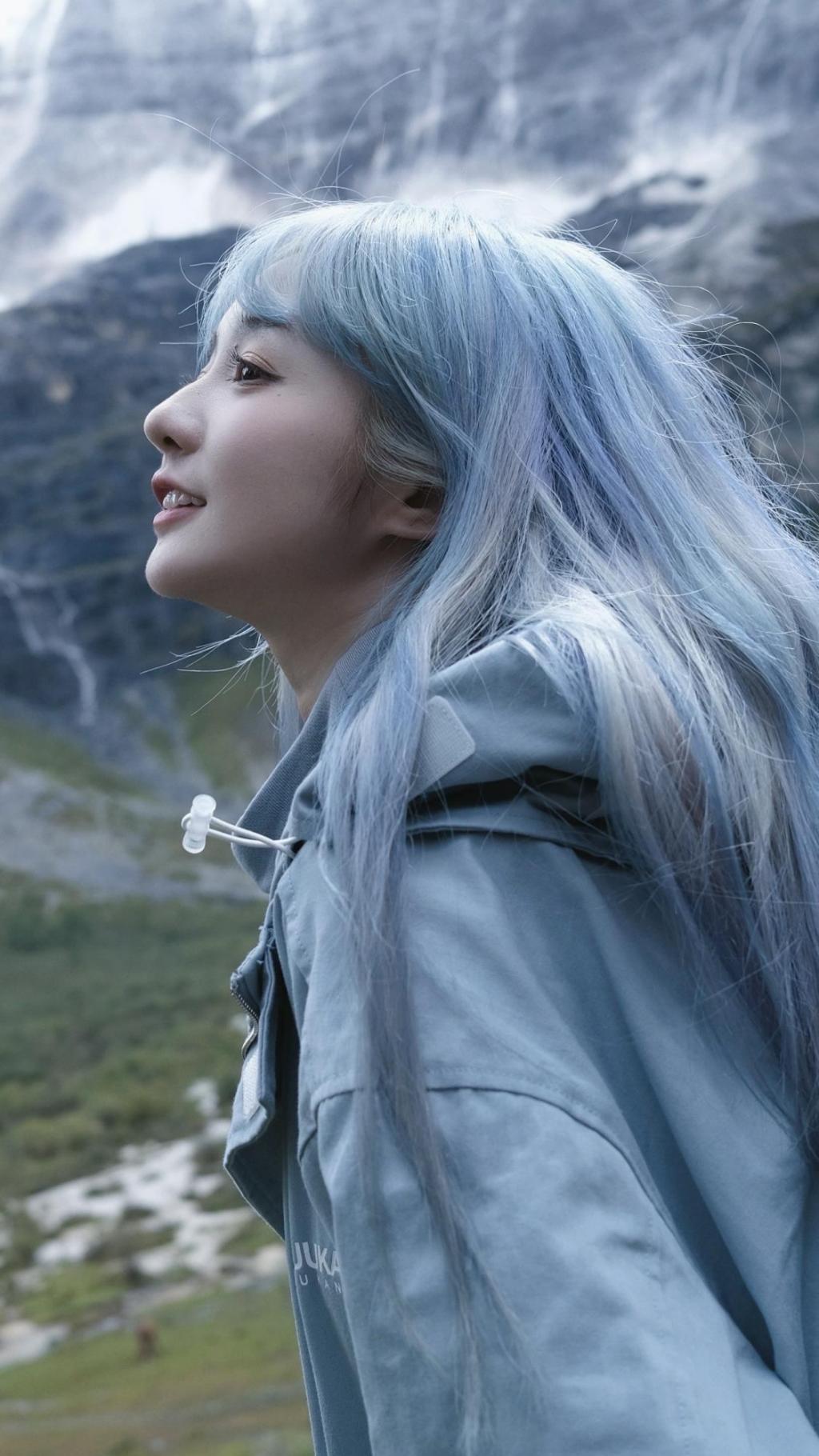 甜美乖巧美女小清新迷人写真