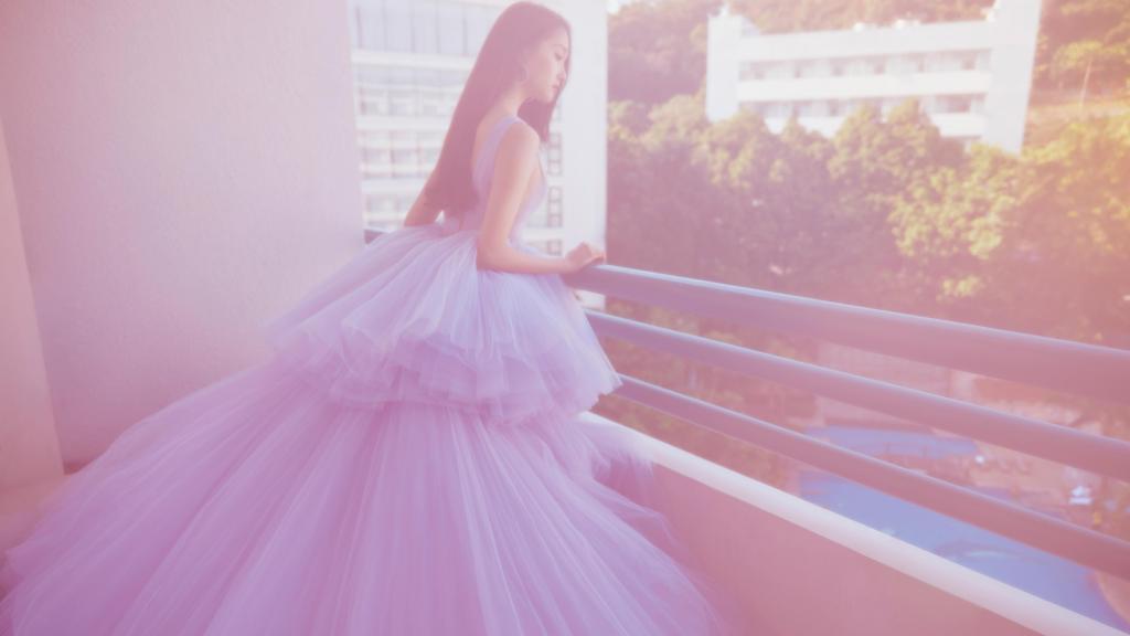 关晓彤梦幻唯美写真