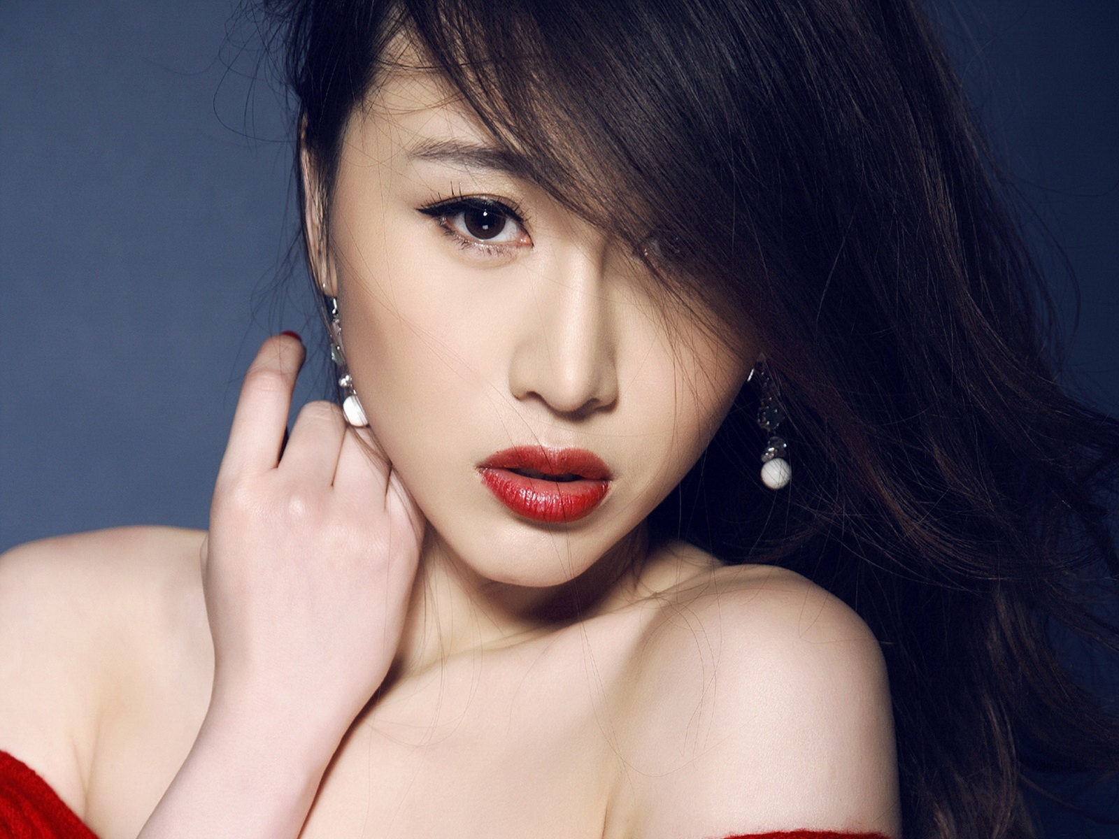 气质女王赵芸萱