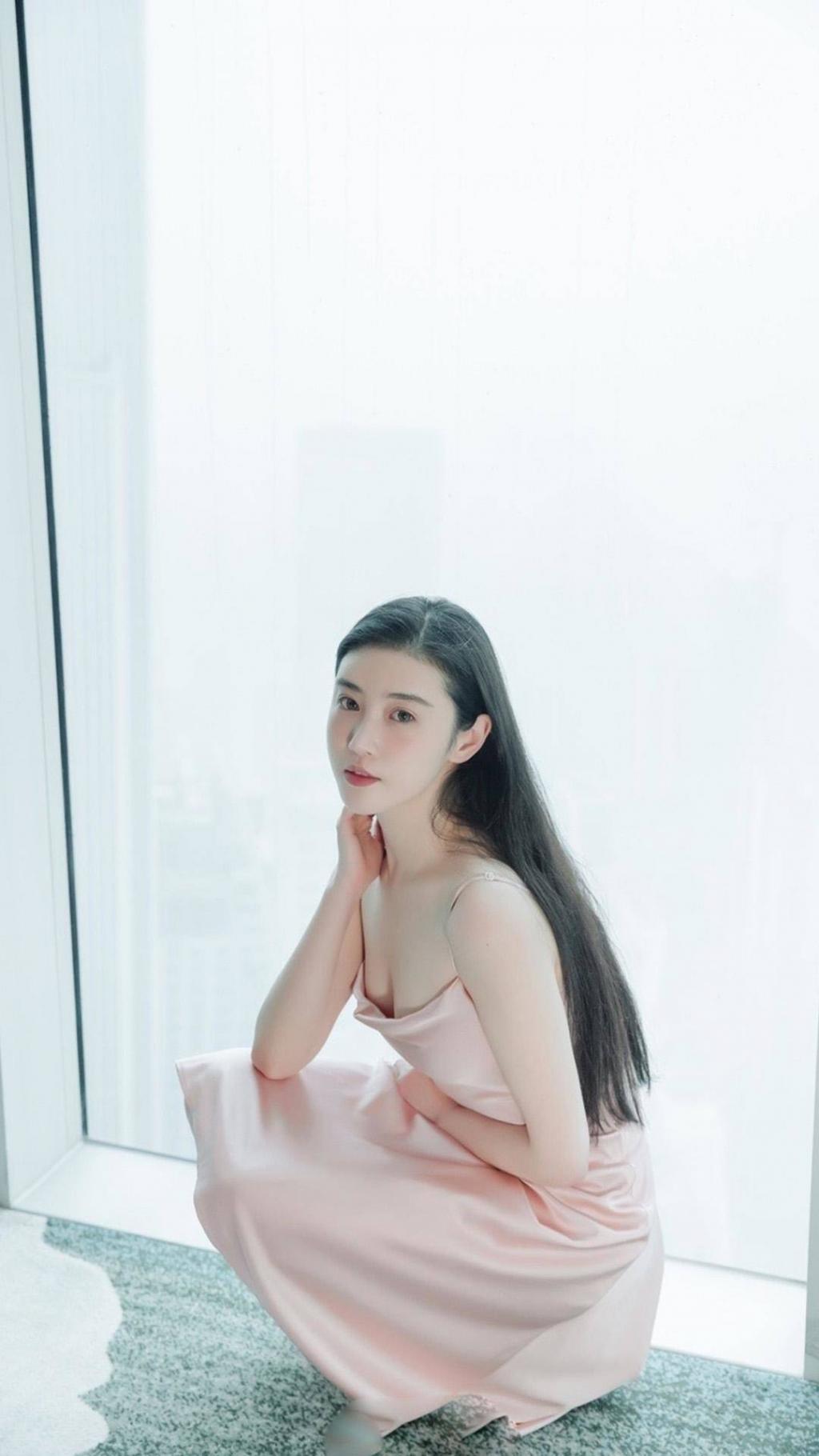 网红美女张辛苑清新气质写真