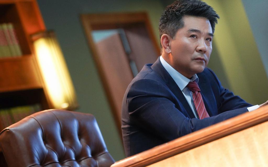 2019年都市爱情片《精英律师》最新唯美剧照