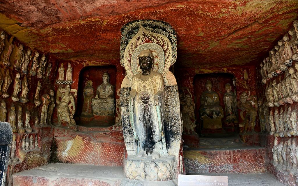 四川广元千佛崖石窟风景区