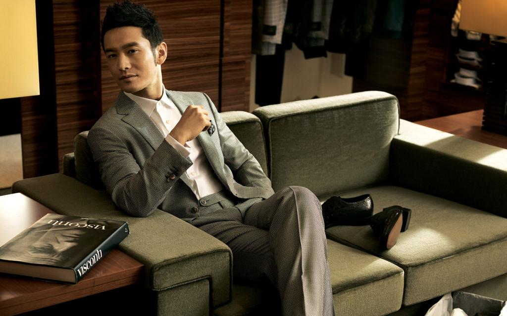 成熟型男黄晓明帅气写真