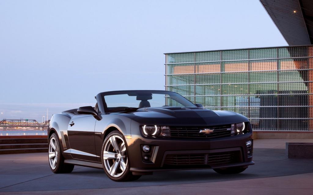 雪佛兰2012款科迈罗ZL1汽车