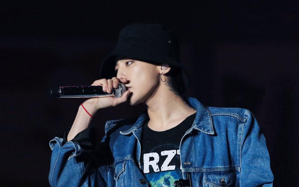 2017权志龙新专辑帅气回归