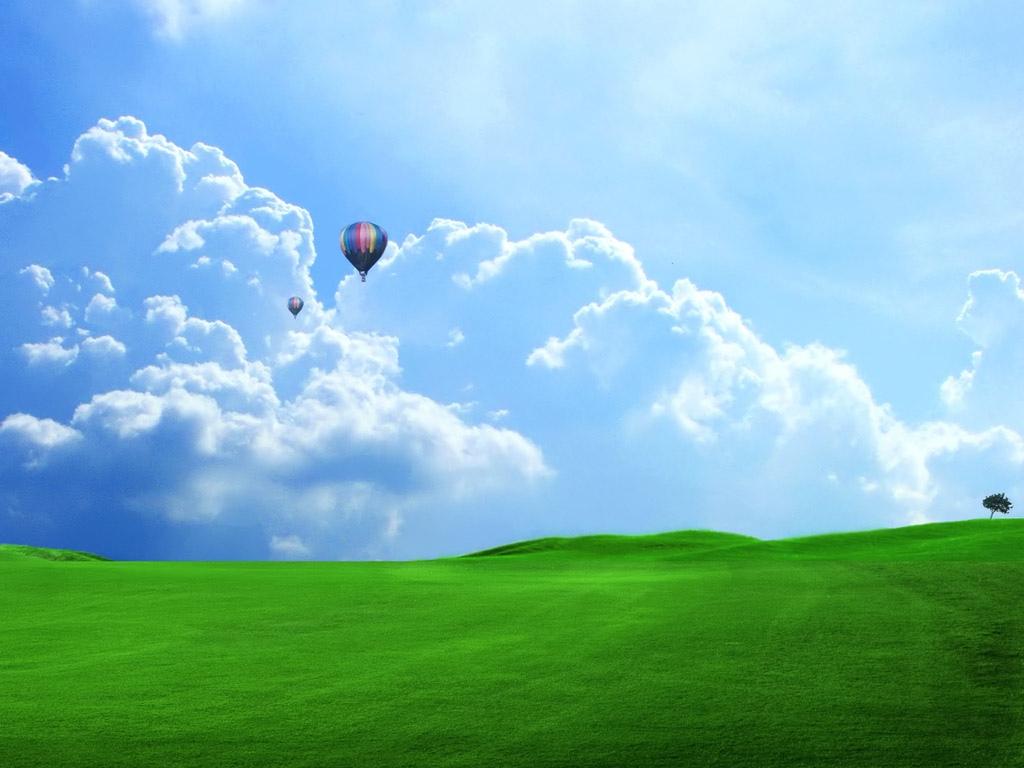 田园上空飘着红霞云朵