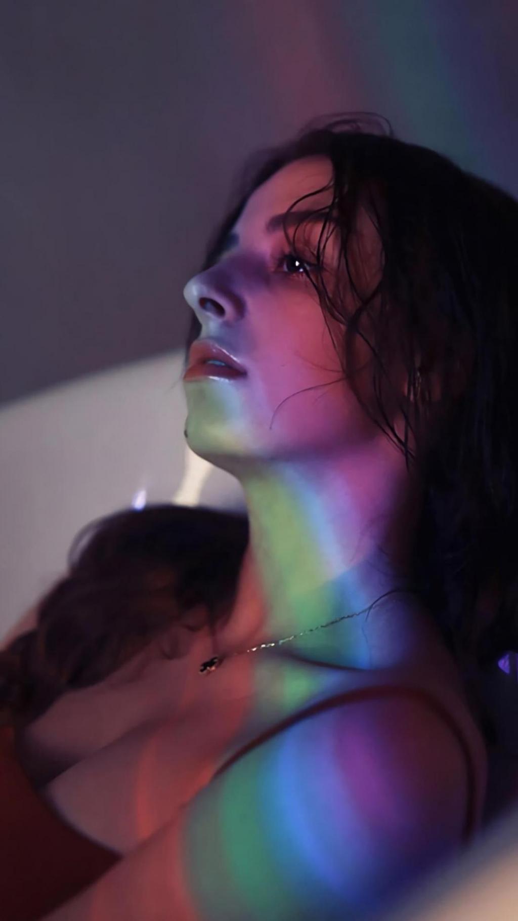 妩媚性感欧美美女火辣撩人写真