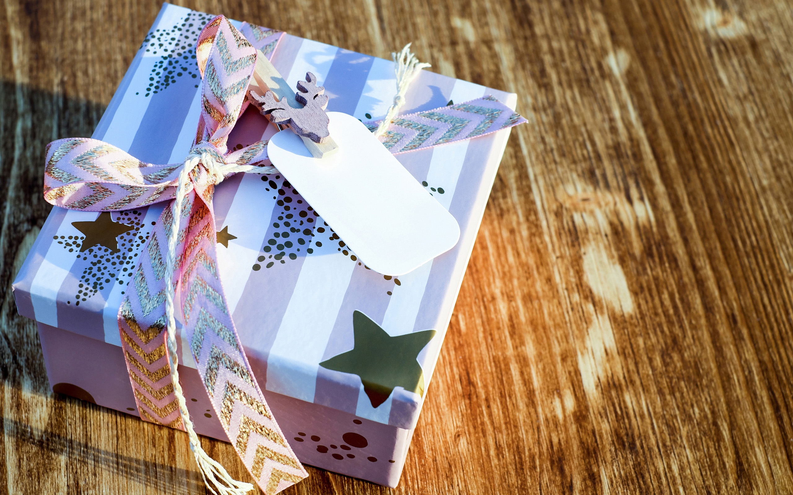 礼物里面有惊喜