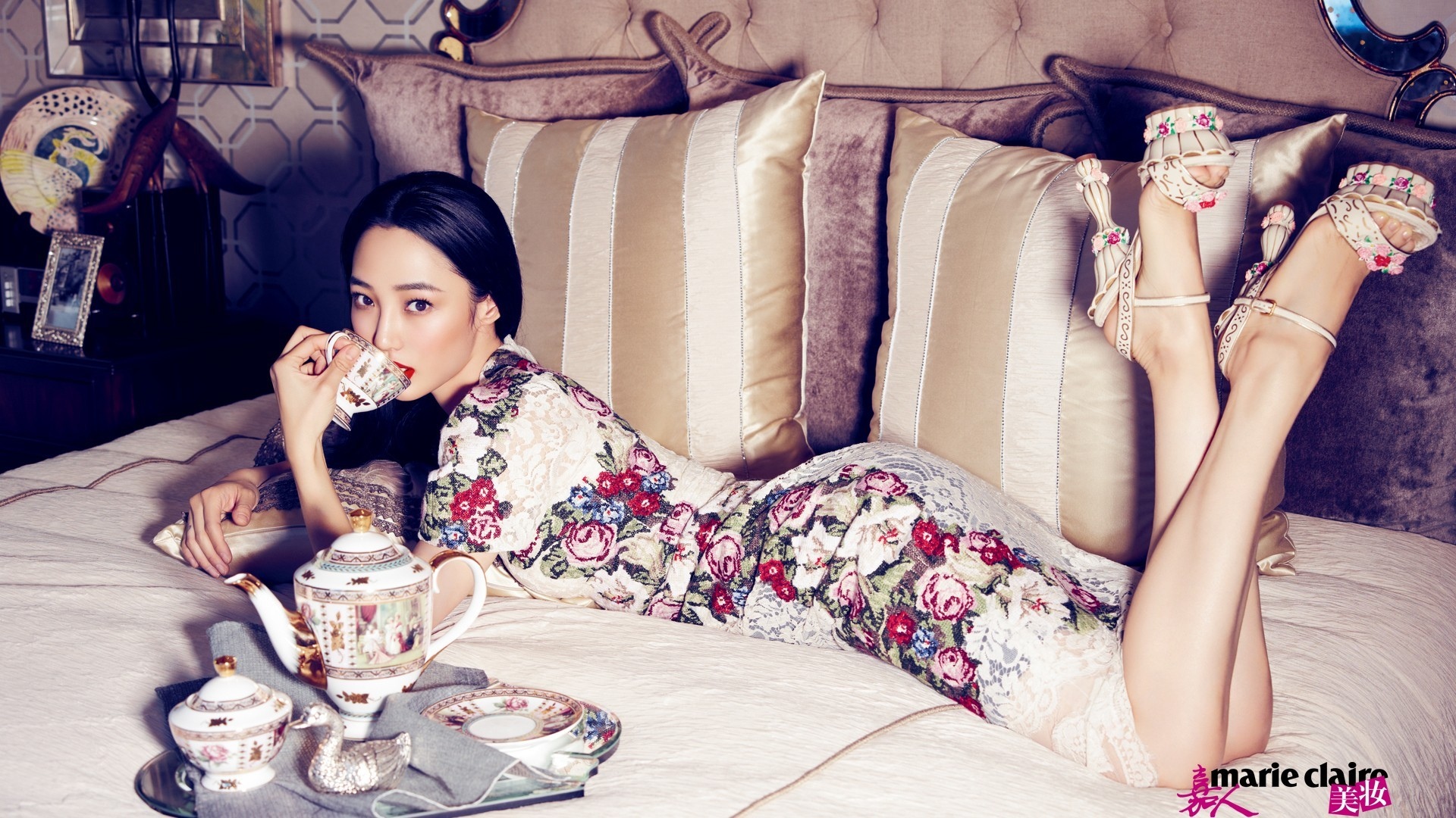 嘉人美妆美女明星写真