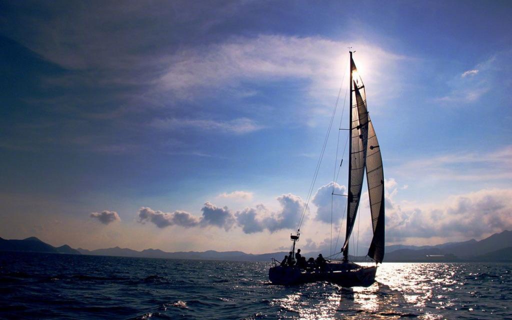绝美的海上帆船