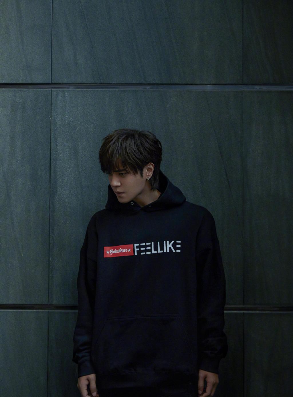 罗志祥时尚成熟写真