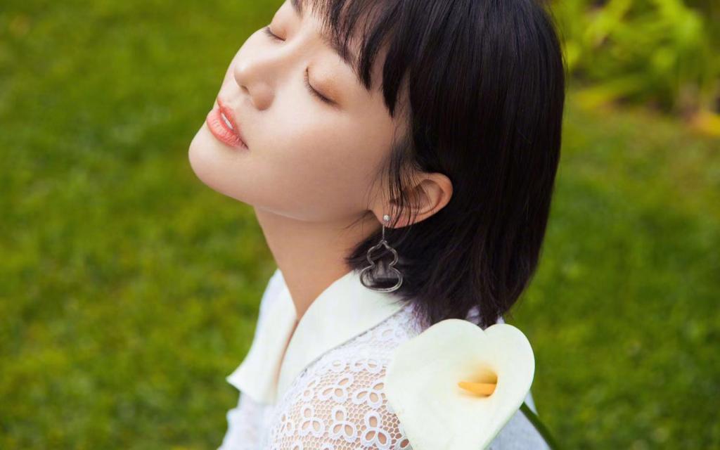 气质女神马思纯时尚写真