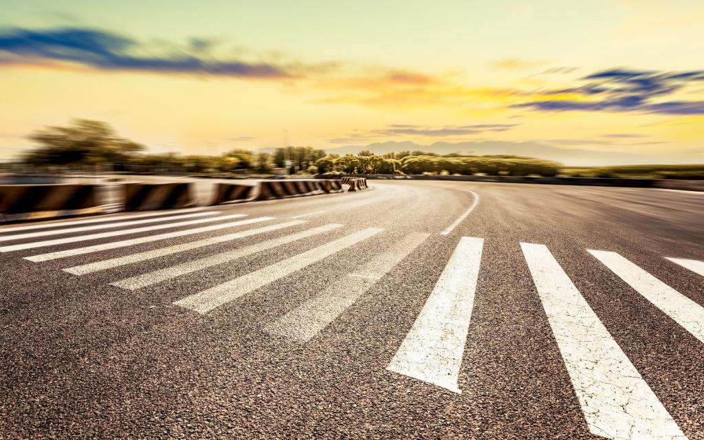 沿途公路的风景