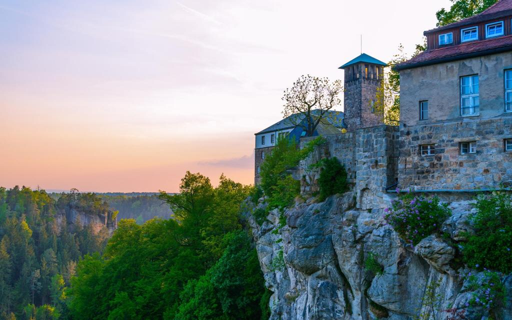 唯美欧洲小镇绿色美景