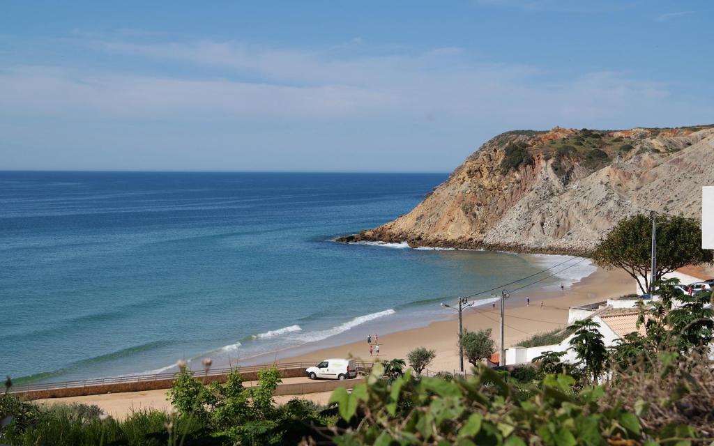 葡萄牙阿尔加维迷人海岸风光