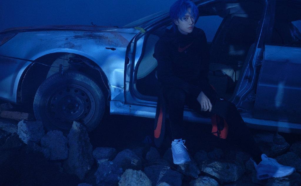 王一博未来科幻风酷炫帅气时尚写真