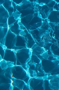 波光粼粼的夏日水面摄影合集