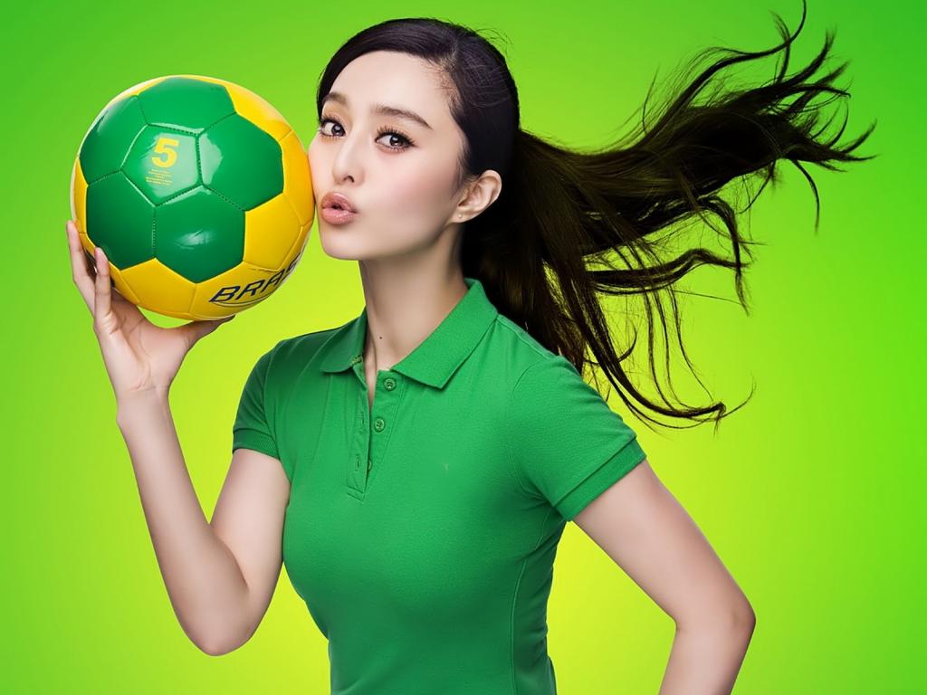 范冰冰精美时装图片