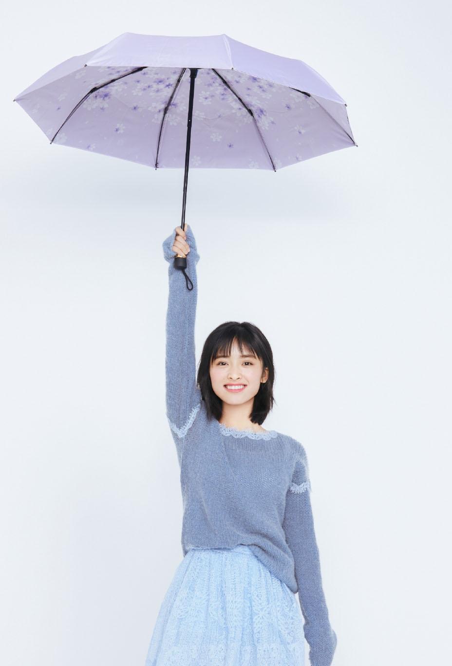 沈月清新俏皮时尚写真