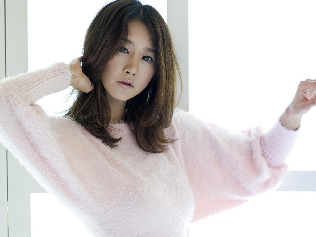 朴贤善明星美女