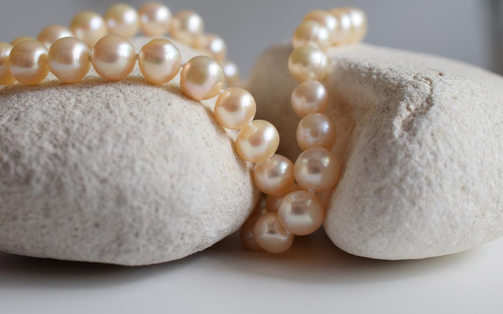 戴珍珠是新潮的玩法