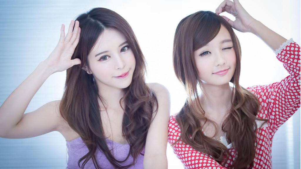 陈怡君张齐郡写真