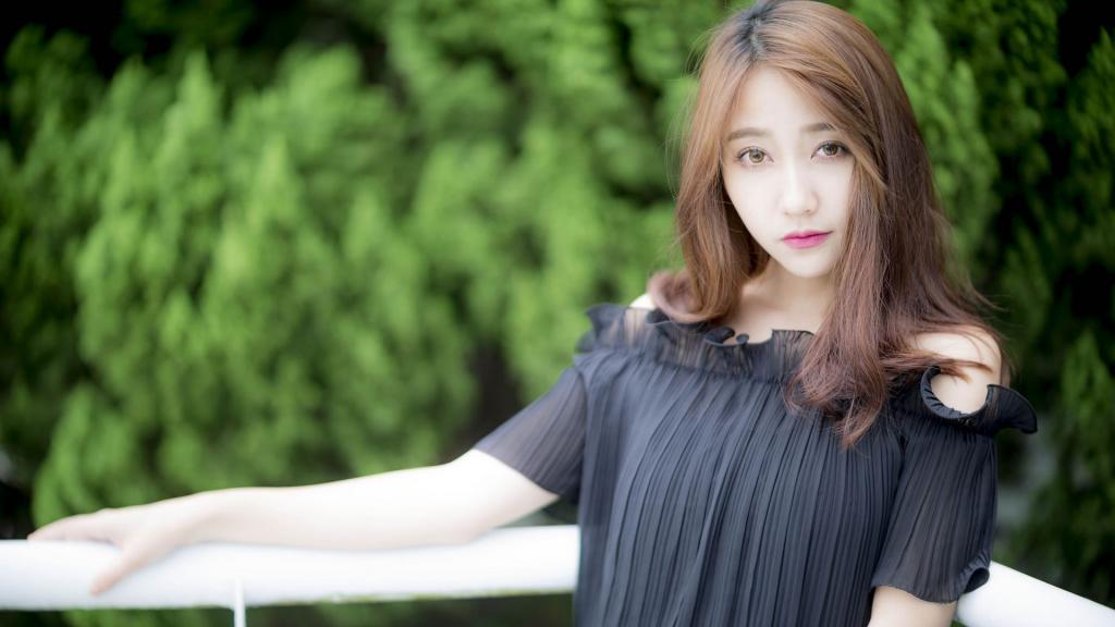 萝莉美女户外写真