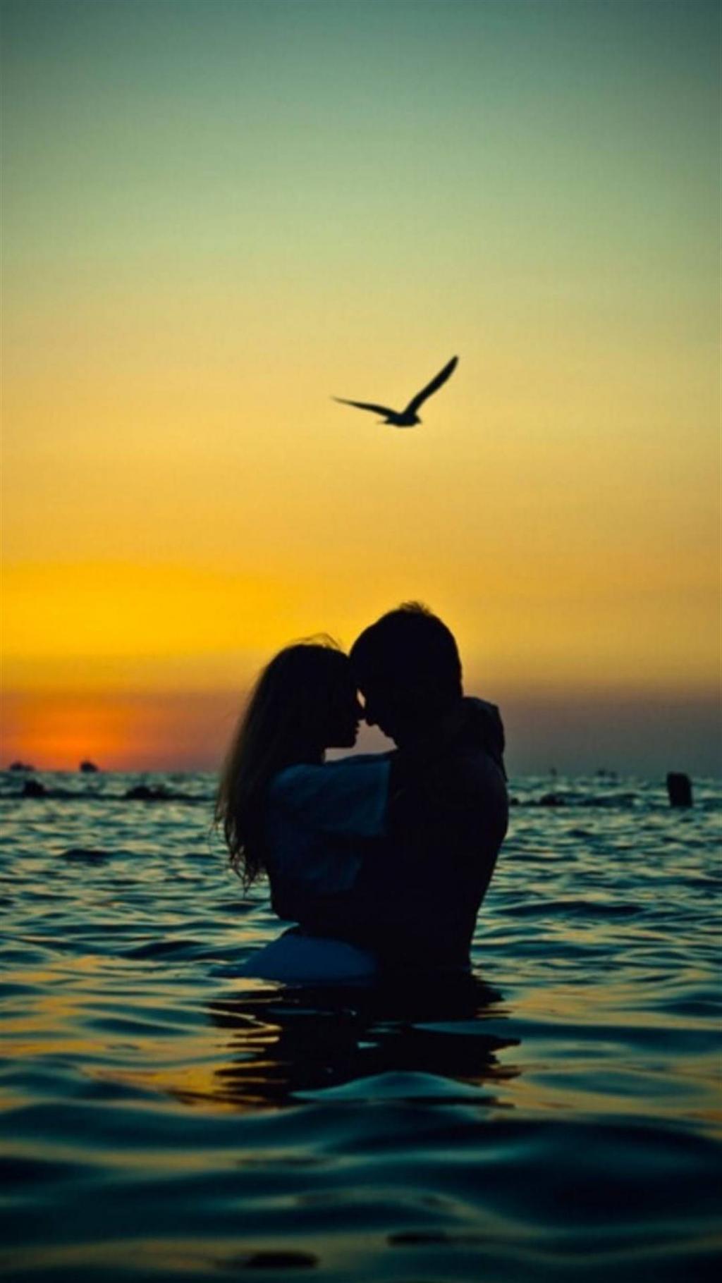 甜蜜欧美情侣锁屏