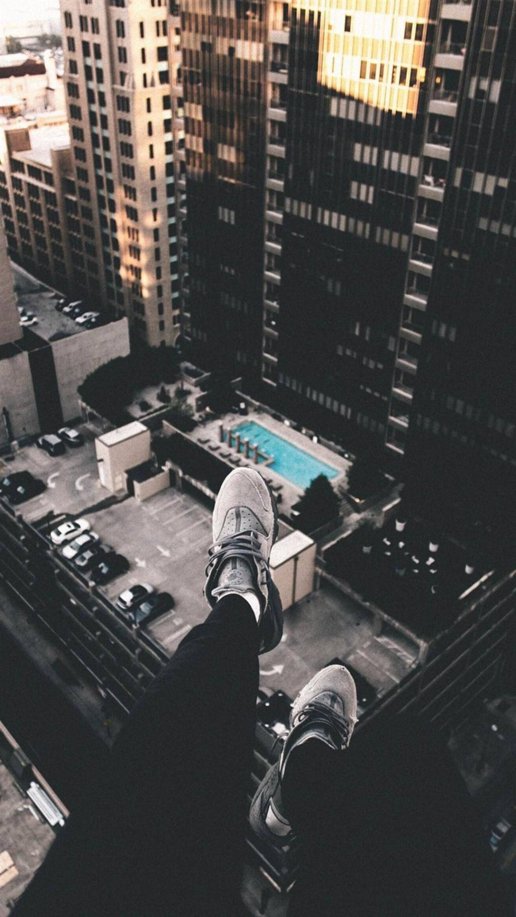 非主流脚下城市摄影