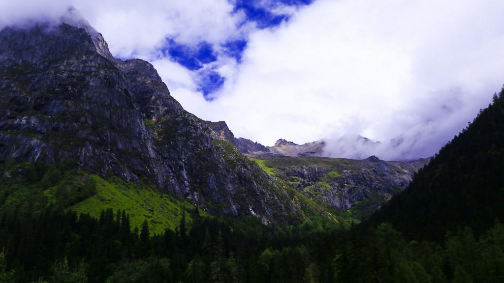 四姑娘山的前世今生