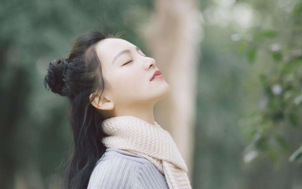 武大美女校花黄灿灿