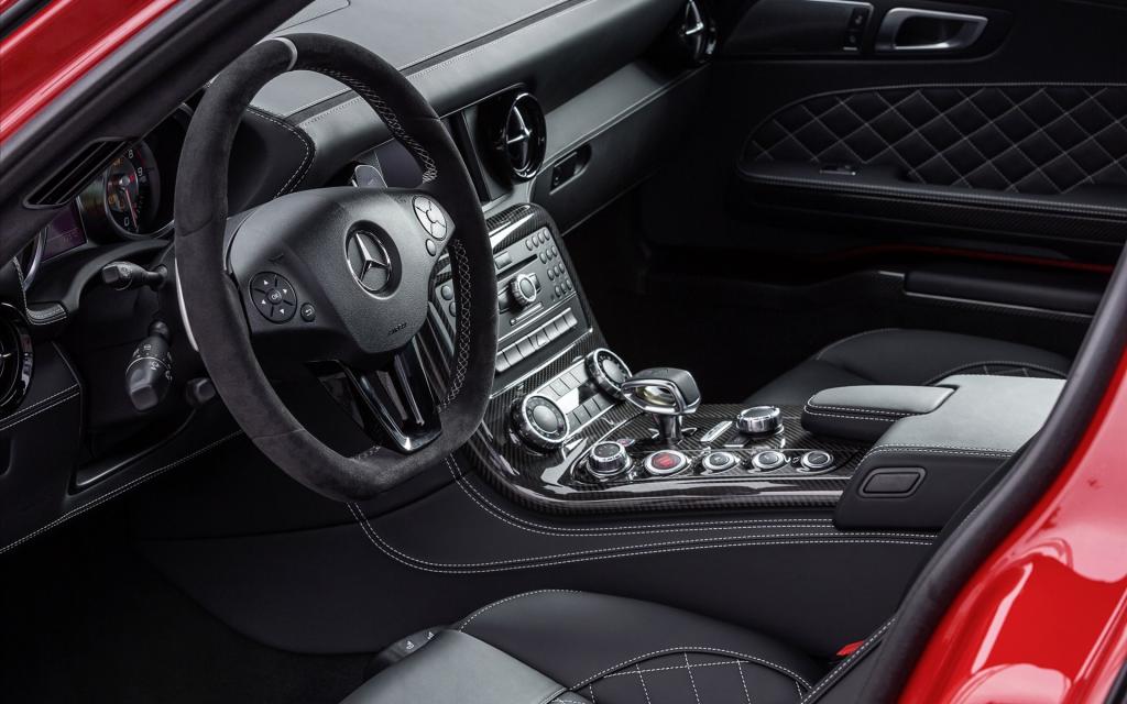 2014款帅气奔驰SLS AMG GT