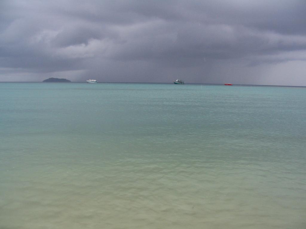 阳光眷宠的地方—皮皮岛