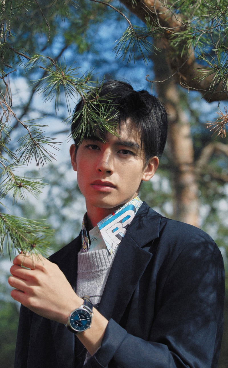 宋威龙百变风格帅气写真