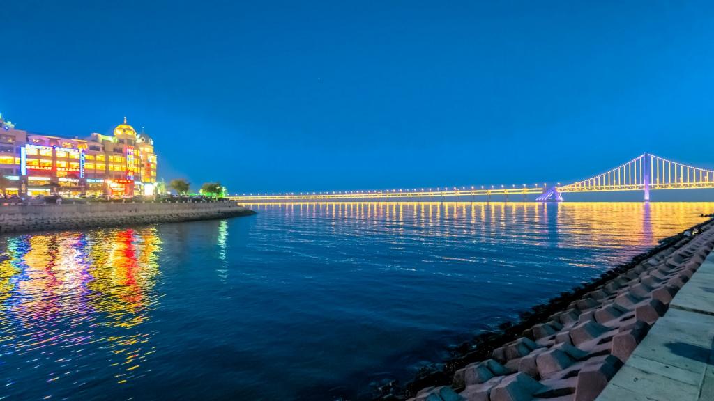 天津滨海新区夜景