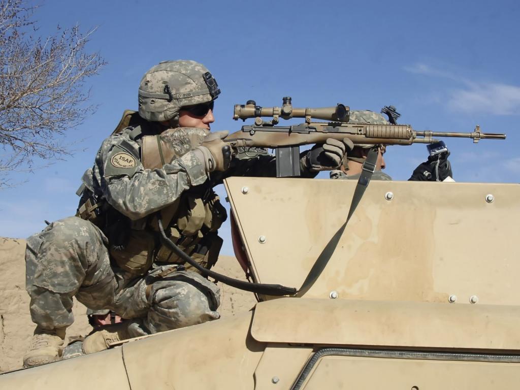 伺机而动的战区士兵