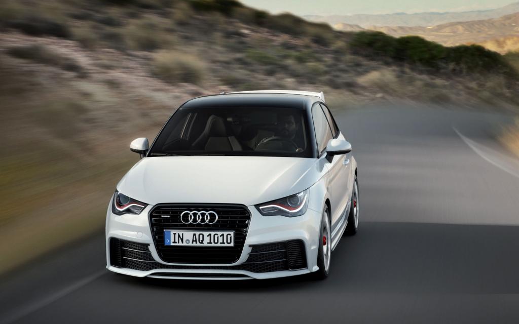 2013银色奥迪A1轿车图片