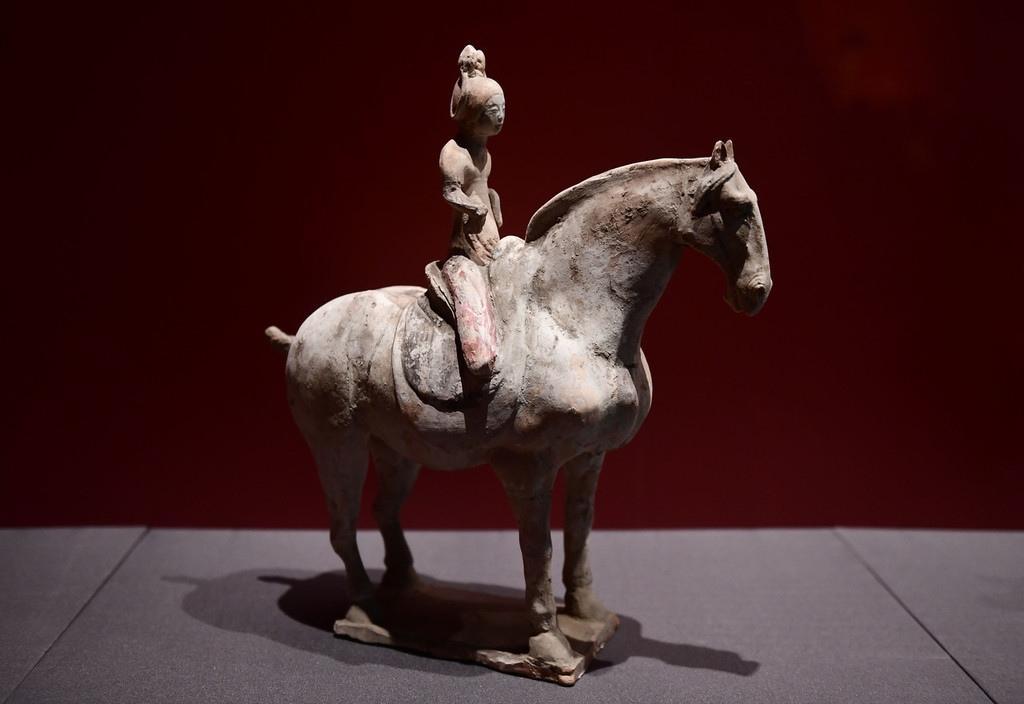 “又见大唐”文物展珍品亮相